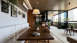 Image 16 - 396261