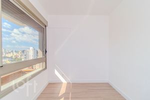 Image 10 - 396512