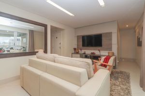 Image 20 - 396567