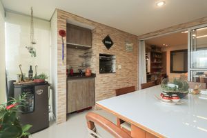 Image 14 - 396567