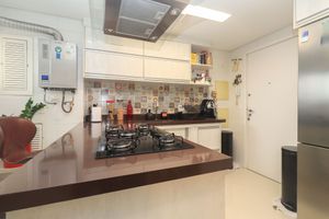 Image 7 - 396567
