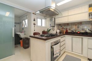 Image 10 - 396567