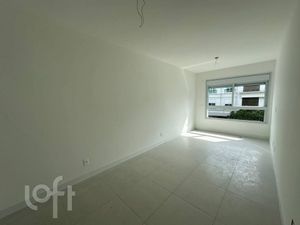 Image 18 - 396682