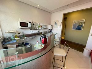 Image 17 - 396718