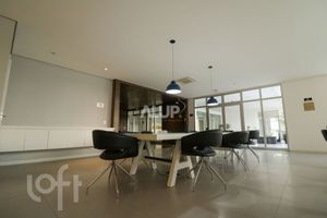 Image 21 - 396761
