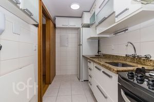 Image 8 - 396880