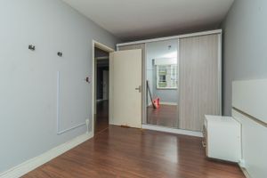 Image 4 - 396904