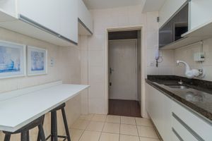 Image 13 - 396904