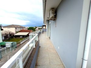 Image 12 - 396952