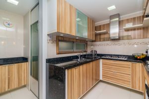 Image 13 - 397413