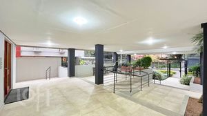 Image 39 - 397508