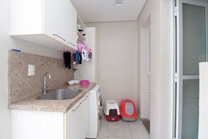 Image 10 - 397620