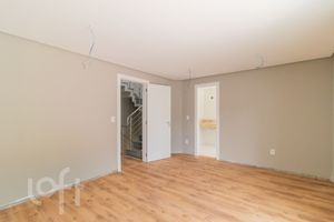 Image 25 - 397675