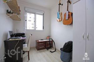 Image 10 - 397695