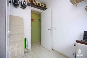 Image 11 - 397695