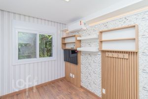 Image 19 - 397697