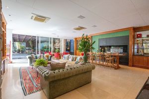 Image 34 - 397984