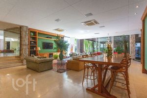 Image 29 - 397984