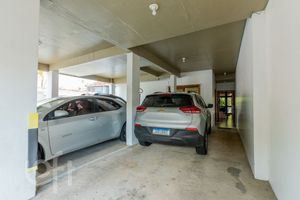 Image 33 - 398117