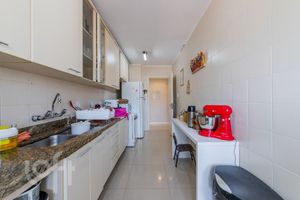 Image 13 - 398117