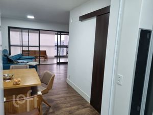 Image 4 - 398151