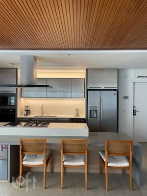 Image 21 - 398204