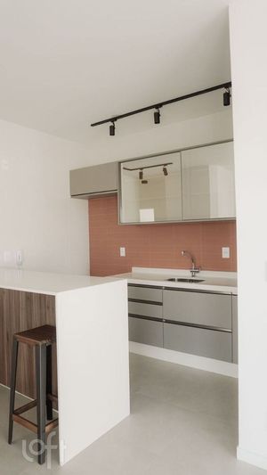 Image 14 - 398351