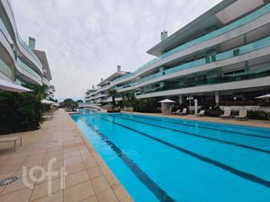Image 38 - 398389