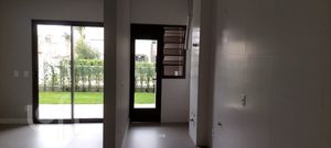 Image 4 - 398398