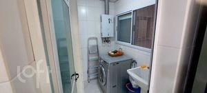 Image 13 - 398404