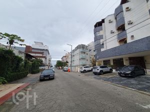 Image 29 - 398405