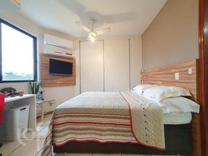 Image 14 - 398405