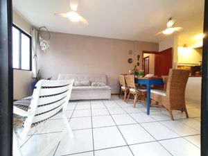 Image 9 - 398405