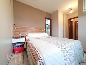 Image 15 - 398405