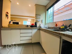 Image 15 - 398408
