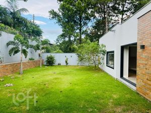 Image 20 - 398420