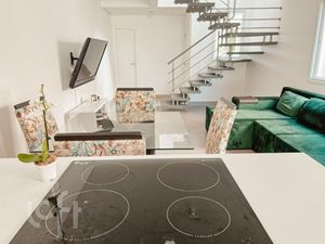 Image 12 - 398513