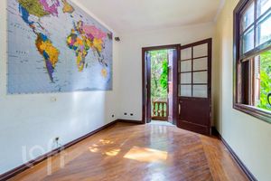 Image 13 - 398726