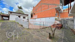 Image 24 - 398935