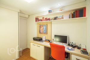 Image 30 - 399392