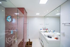 Image 21 - 399392