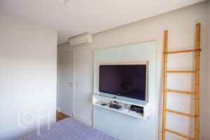 Image 17 - 399392