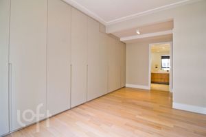 Image 10 - 399667