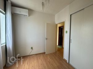 Image 18 - 400301
