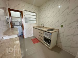 Image 10 - 400301