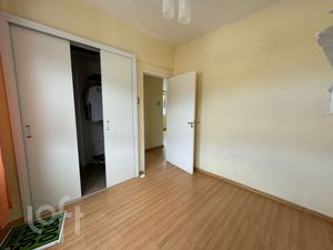 Image 20 - 400301