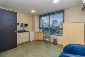 Image 18 - 400792