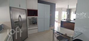Image 31 - 400813