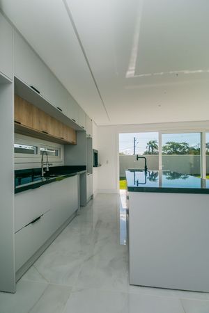 Image 31 - 400978