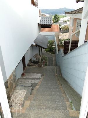 Image 9 - 401185